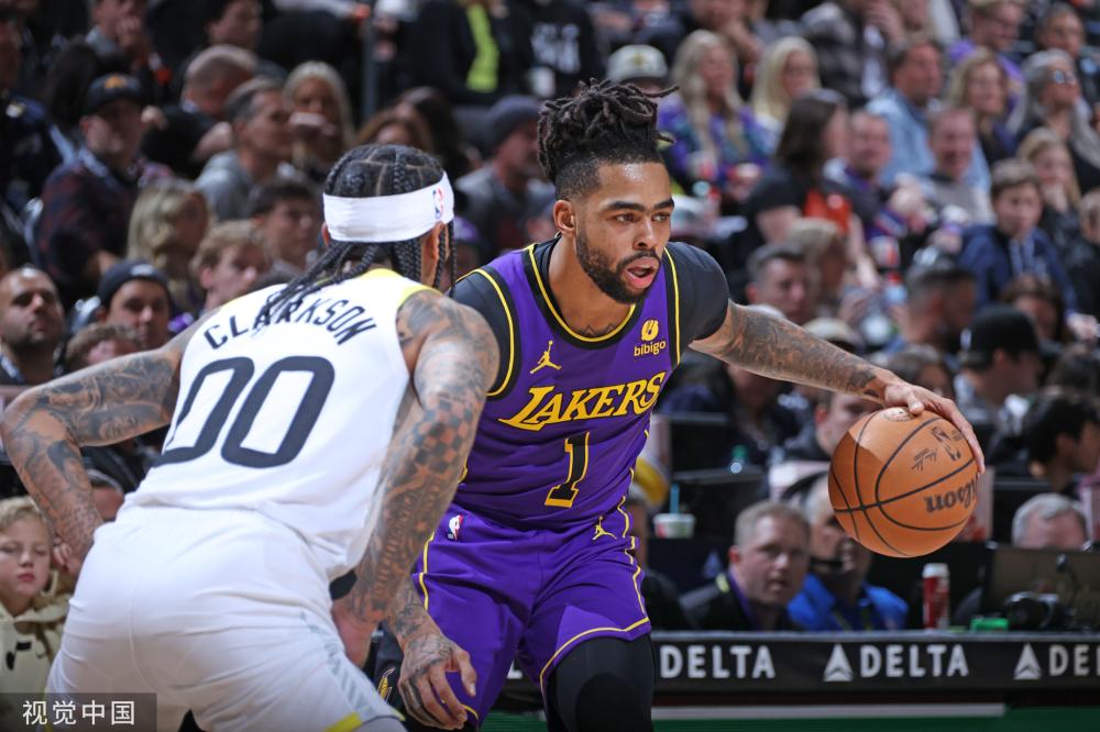 继续保持在 继续保持在